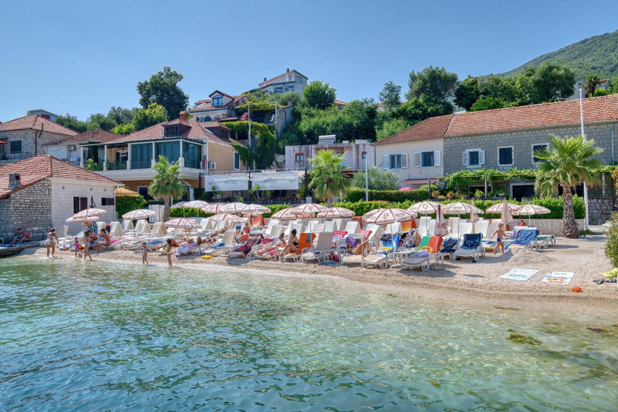 Garni Hotel Milica Herceg Novi Exterior foto